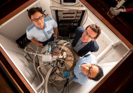 Wister Huang, a final-year PhD student in Electrical Engineering; Professor Andrew Dzurak; and Dr Henry Yang, a senior research fellow.