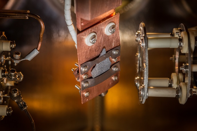 Lunar sample in vacuum