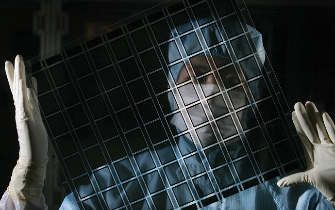 Excimer Laser Annealing for Brilliant Displays