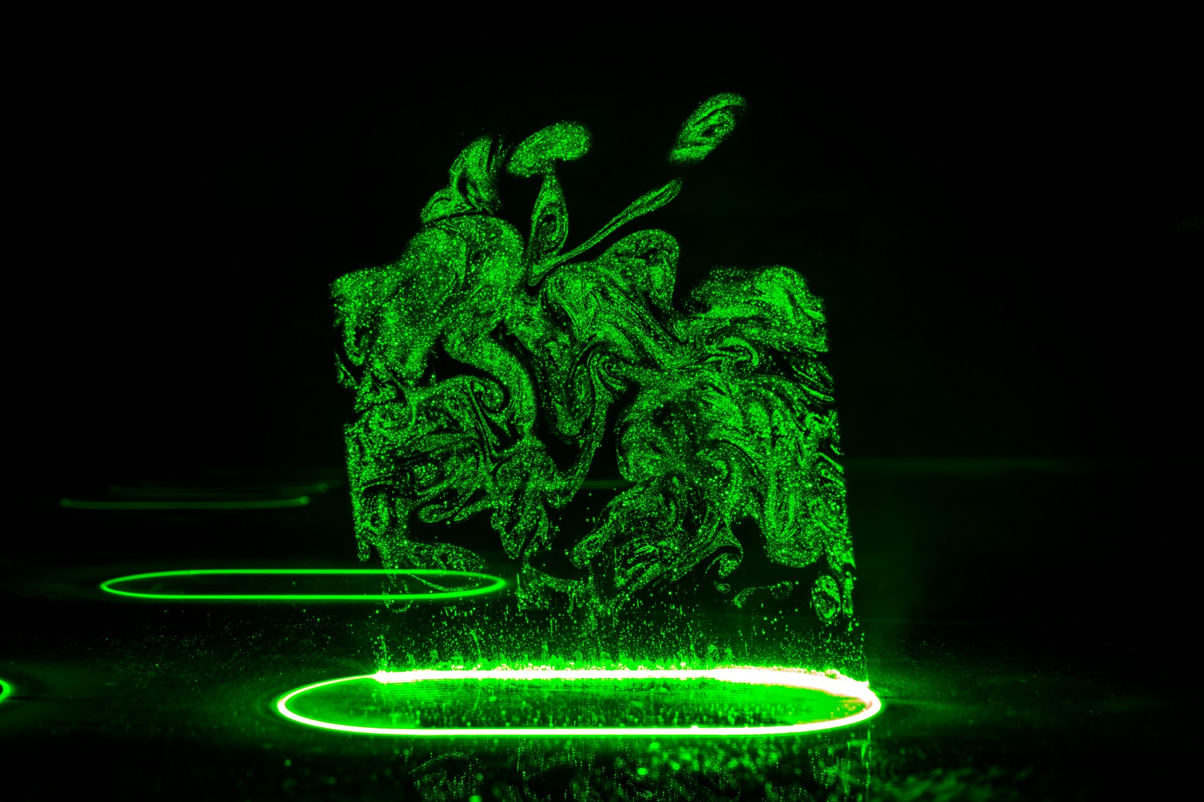 Structuring process for glass using direct laser ablation with ultrafast laser pulses